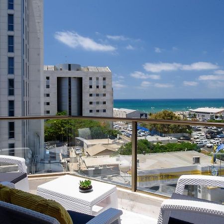Studio & Apartments On The Beach By Aspentlv Tel Aviv Esterno foto